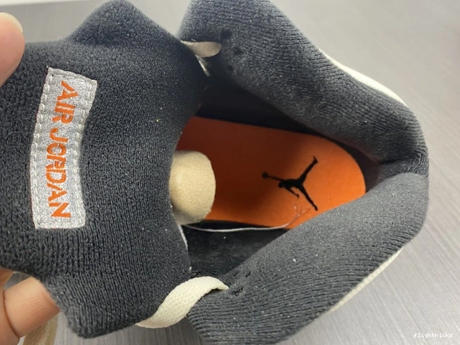 DC1060-100 5 Retro Orange Total Jordan 0803